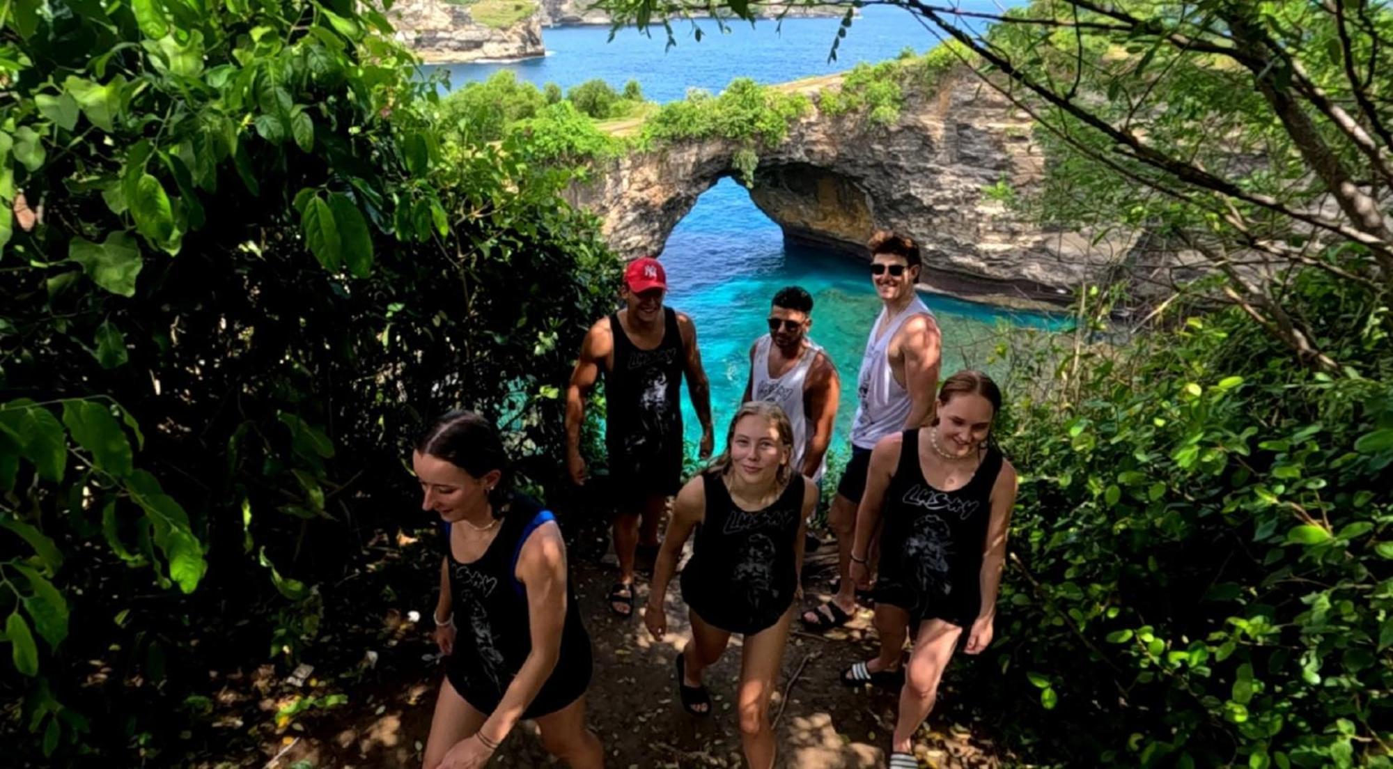 Lushy Hostel Nusa Penida Toyapakeh Екстериор снимка