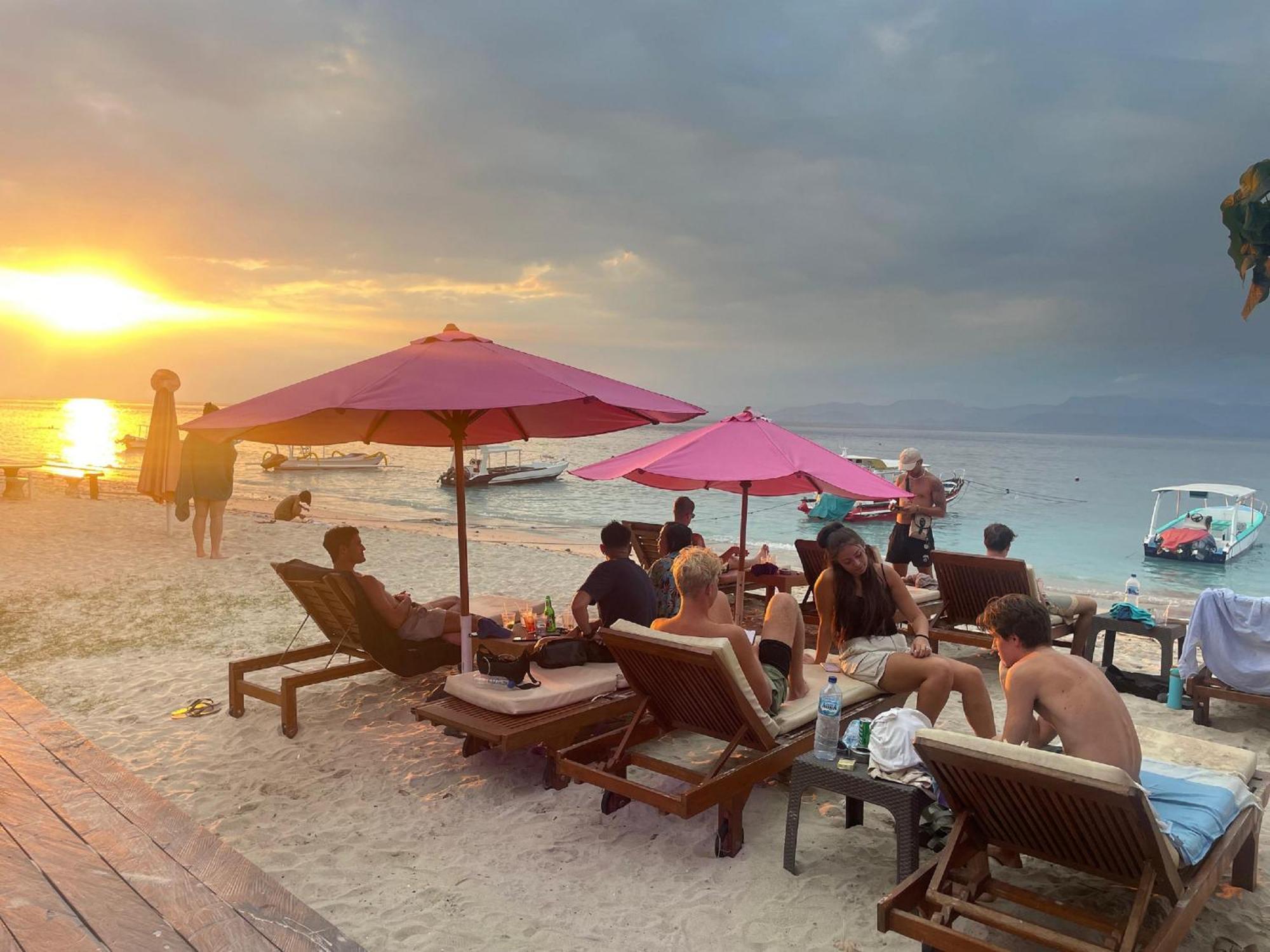 Lushy Hostel Nusa Penida Toyapakeh Екстериор снимка